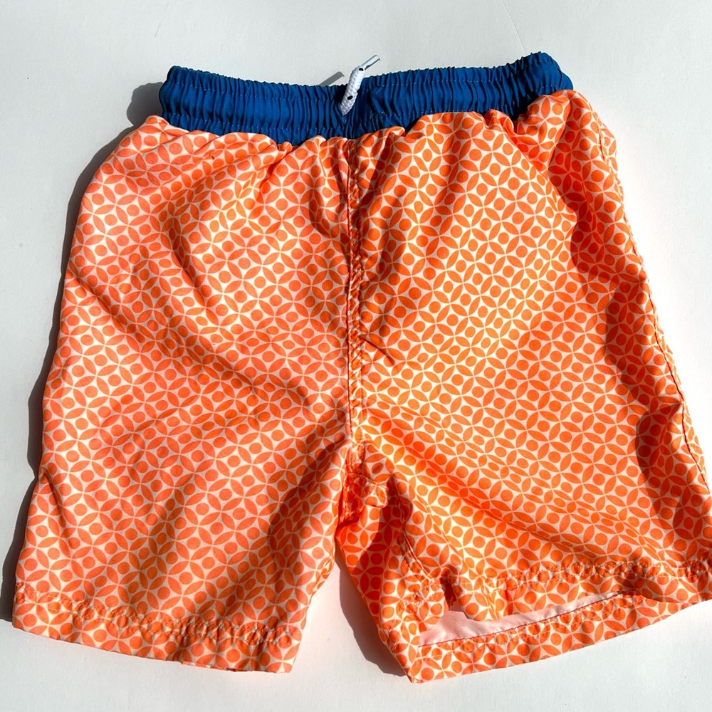 Mini Boden orange pattern swim trunks with blue waistband size 5-6Y - Picture 2 of 5